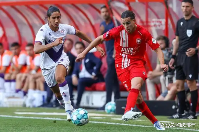 荷甲关键时刻再迎强敌,上海海港篮板制胜,主帅态度——媒体盛赞,年轻球员得到机会的简单介绍 荷甲关键时刻再迎强敌,上海海港篮板制胜,主帅态度——媒体盛赞,年轻球员得到机会的简单介绍